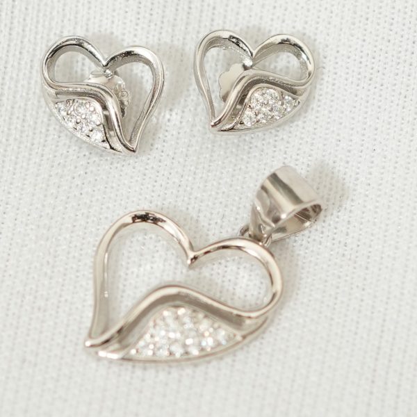 Fierce Love Earrings & Pendant Set